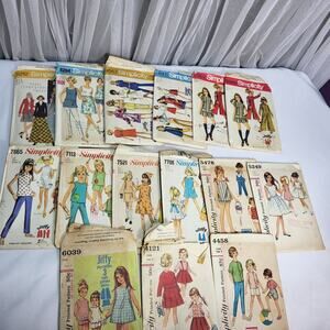 Lot of 34 VTG 1970 Sewing Patterns Mc Call's Simplicity Butterwick Vogue + Box